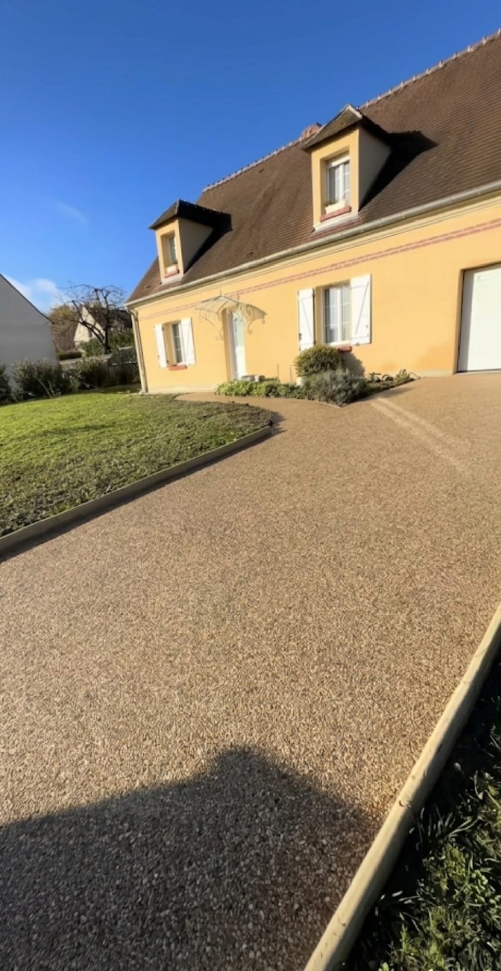 Allée de garage en béton drainant — Chamigny (77320)