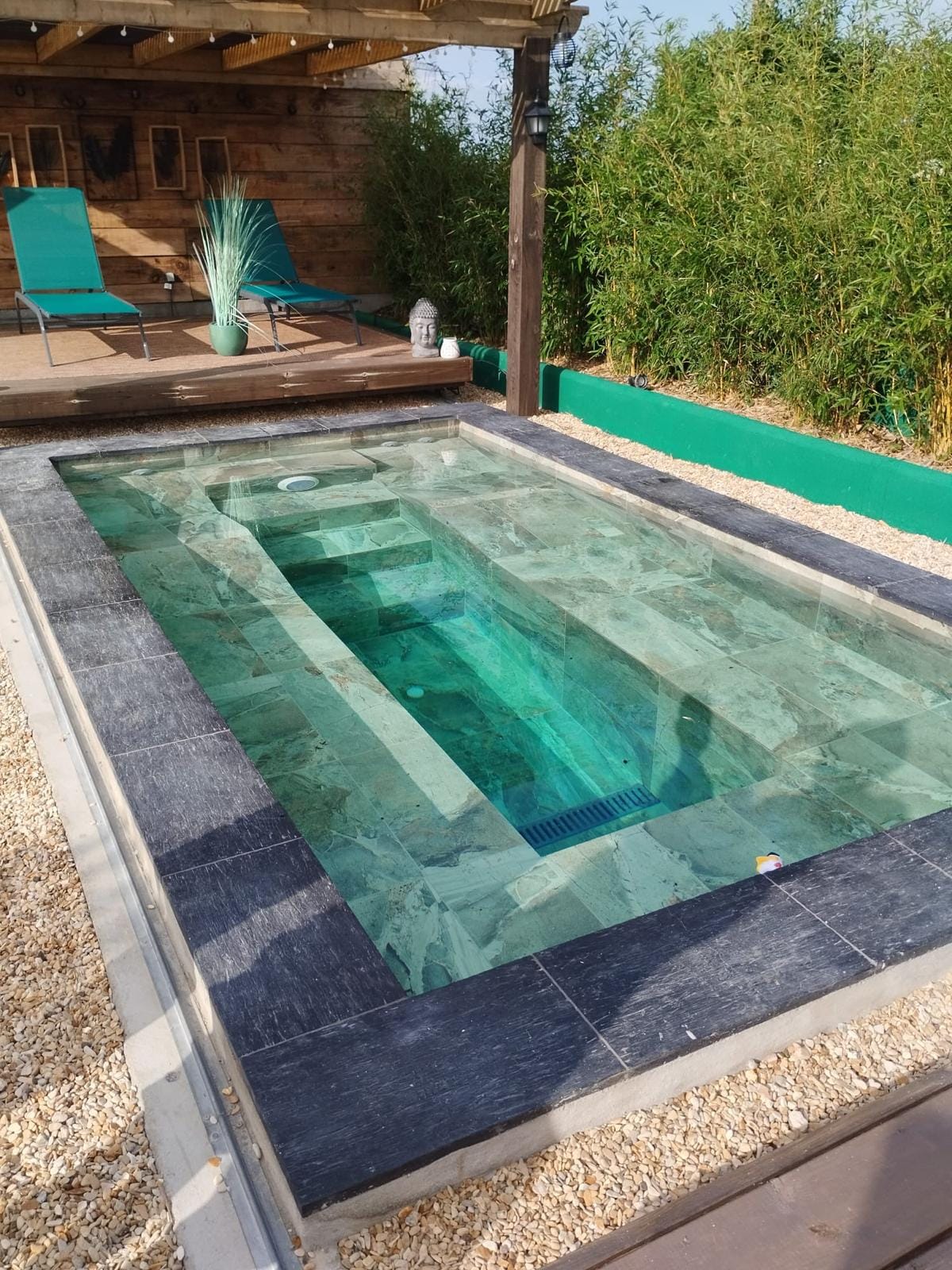 Piscine de 9 m² — gros œuvre béton — Jouarre (77640)